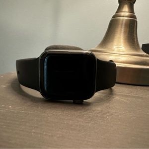 APPLE SERIES-3 (42-MM) SMARTWATCH
WITH GPS